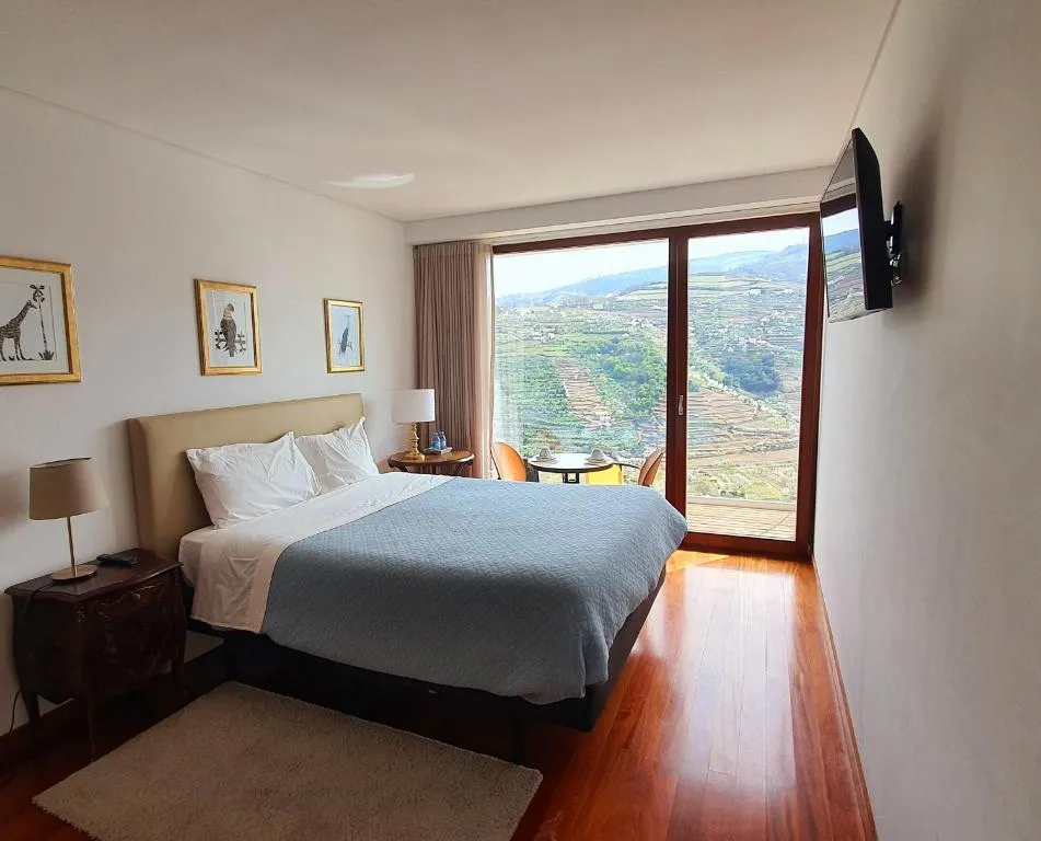 Suite with River View